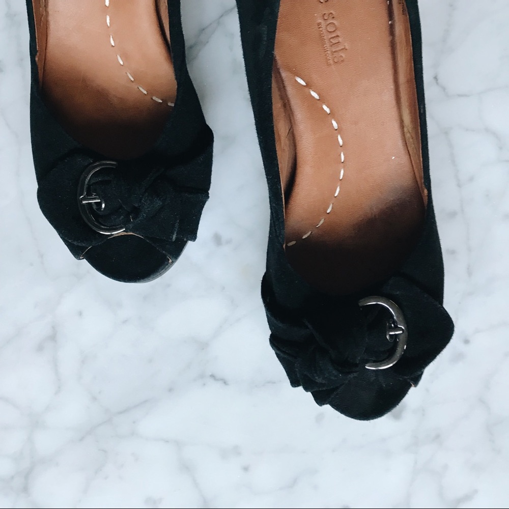 Gentle Souls Black Suede Peep Toe Wedges - 8.5M - Picture 4 of 7